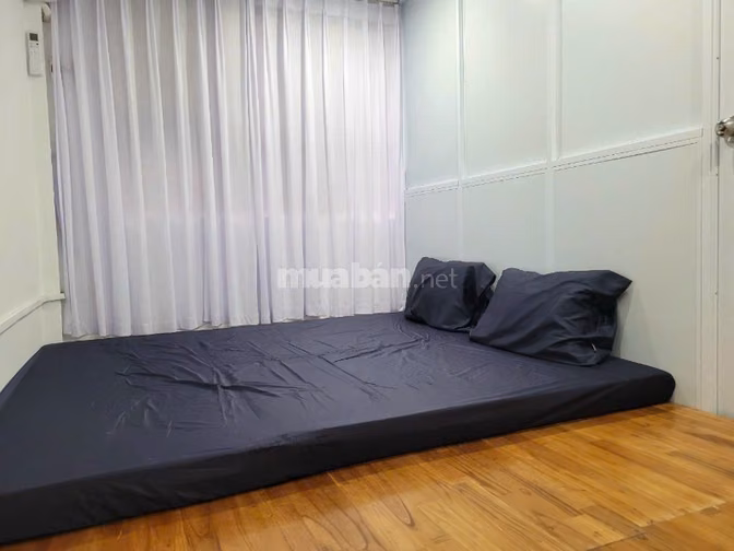 Cho thuê nhà phố Thợ Nhuộm, Hoàn Kiếm, từ tầng 2 - 5, đủ đồ, 3 ngủ