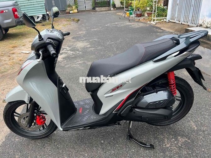 Honda SH 125 2025 Bản đặc biệt Xám xi măng