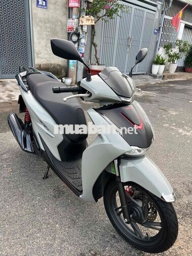 Honda SH160i ABS 2026 Xám xi măng 2000 km