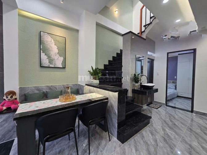 Bán nhà Gò Vấp mới xây 53,3m2; 04 phòng ngủ đầy đủ nội thất giá 5,68tỷ