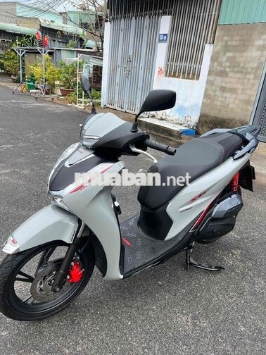 Honda SH 125 2025 Bản đặc biệt Xám xi măng