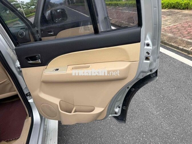 Ford Everest 2011 Số sàn Bạc