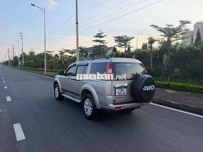Ford Everest 2009 Số sàn Vàng cát
