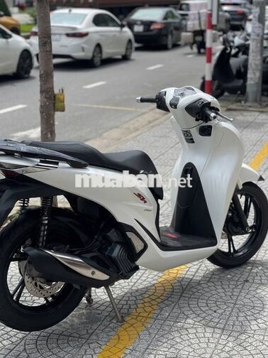 SH 2022 Trắng Zin, Góp Không Cần Trả Trước