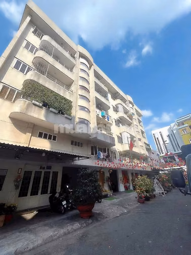 Bán Căn 2PN 60,3m2 C.Cư 750/1Bis Nguyễn Kiệm P4 PN Lầu 3 Giá 3,35 tỷ 