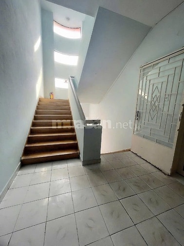 Bán Căn 2PN 60,3m2 C.Cư 750/1Bis Nguyễn Kiệm P4 PN Lầu 3 Giá 3,35 tỷ 