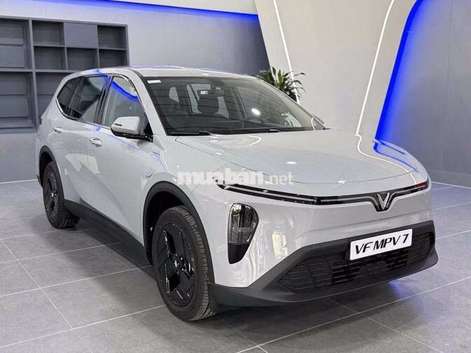 MPV7 Giảm Sốc Tháng 9