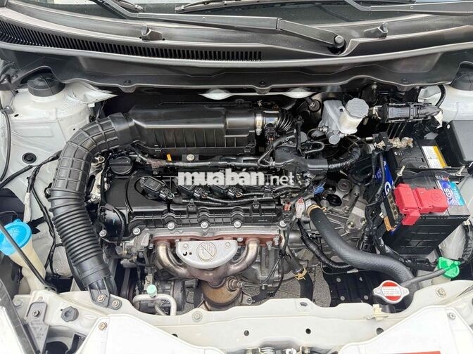 Suzuki Ertiga 2023 Số sàn Xăng Điện 80000 km Trắng