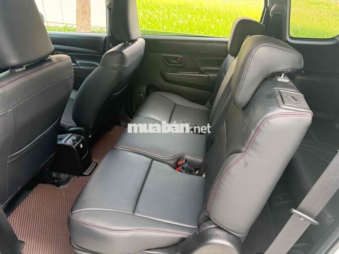 Suzuki Ertiga 2023 Số sàn Xăng Điện 80000 km Trắng