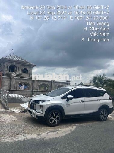Mitsubishi Xpander Cross 7 chỗ Trắng