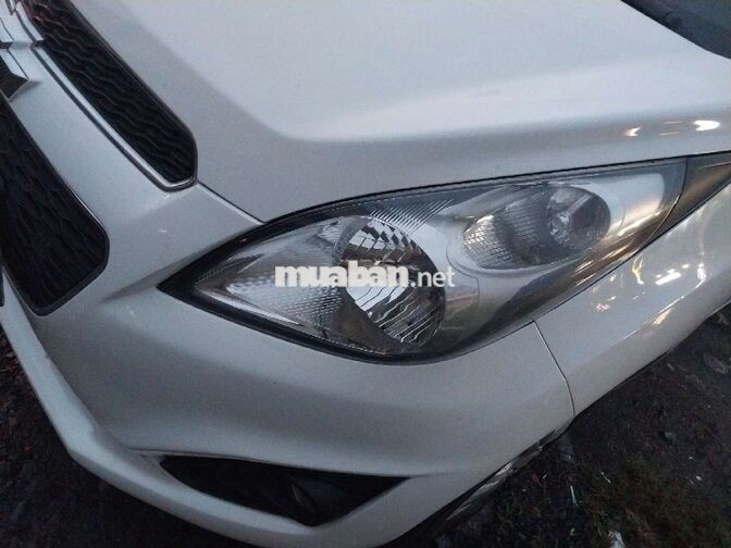 Chevrolet Spark LTZ 1.0 AT Trắng