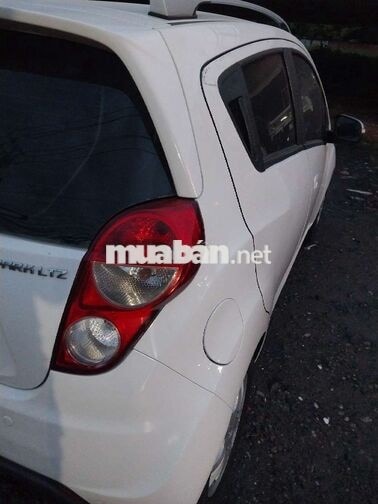 Chevrolet Spark LTZ 1.0 AT Trắng