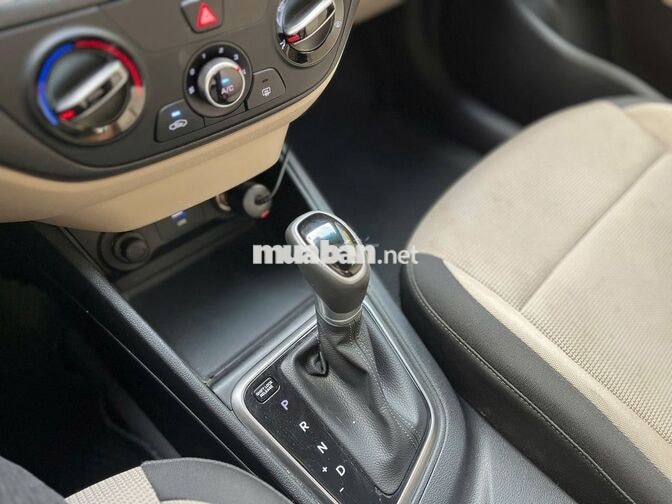 Hyundai Accent AT 2023 Trắng
