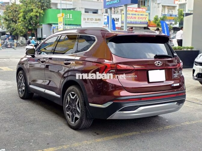 Hyundai Santafe Premium 2023 Dầu 11.000km