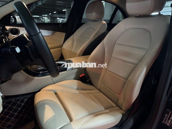 Mercedes-Benz C180 model 2021 Xám 5 vạn bao test