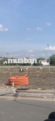 KHÔNG CÓ NHU CẦU Ở CẦN NHƯỢNG LẠI 1 LÔ SONG HÀNH