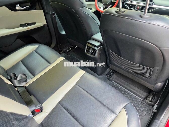 Kia K3 1.6 Luxury 2021 chất xe đẹp