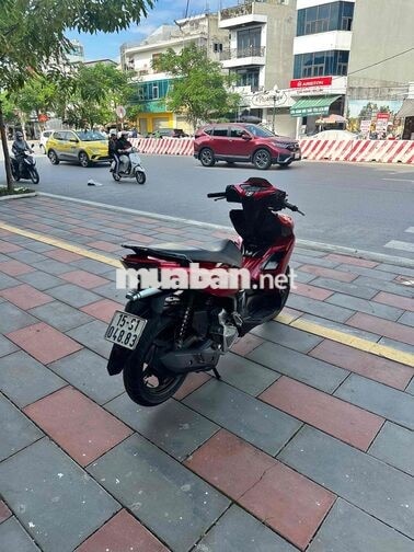 Honda Air Blade 2022 Đỏ Chính Chủ đứng bán