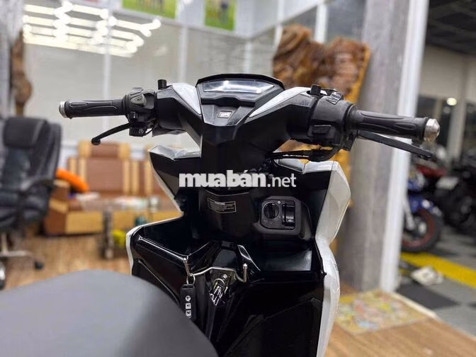 Honda Vario 125cc 2020 chính chủ khoá smartkey
