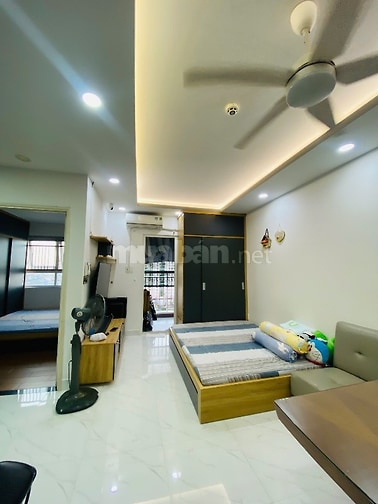Chính chủ CC 8X Đầm Sen 1pn + .bacon rộng đẹp, view công viên , tầng đ