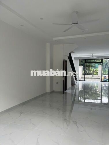 CHO THUÊ LIỀN KỀ SHOPHOUSE CHÀ LÀ 112.5M² – 2 TẦNG