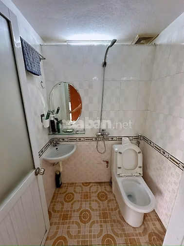 Cho thuê phòng trọ tầng 4, ngõ 235 Nguyễn Trãi, Quận Thanh Xuân