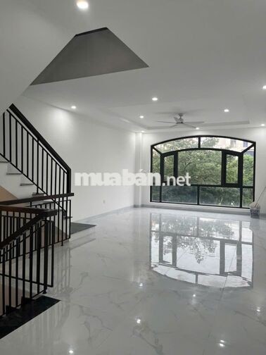 CHO THUÊ LIỀN KỀ SHOPHOUSE CHÀ LÀ 112.5M² – 2 TẦNG