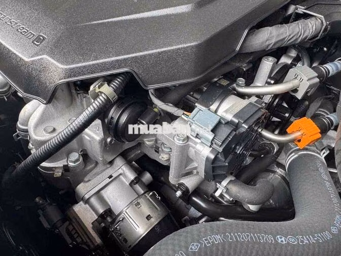 Kia Carnival Luxury 2022 8 chỗ Đen 78000 km