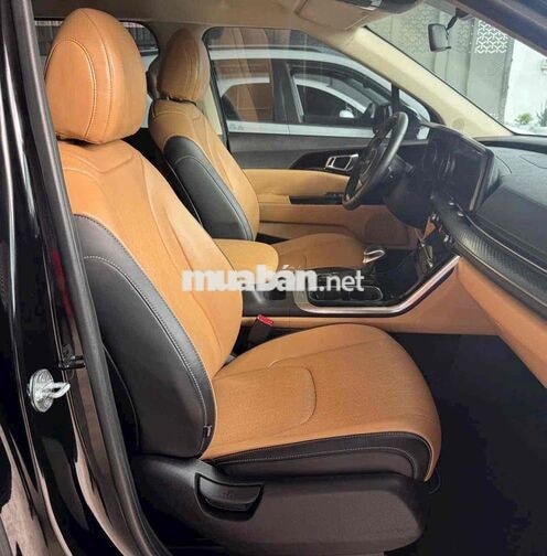 Kia Carnival Luxury 2022 8 chỗ Đen 78000 km