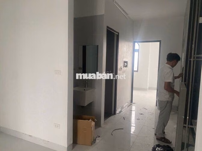 CHO THUÊ ĐẠI LỘ NGỌC TRAI – 5 TẦNG CÓ THANG MÁY – 17 TRIỆU/THÁNG