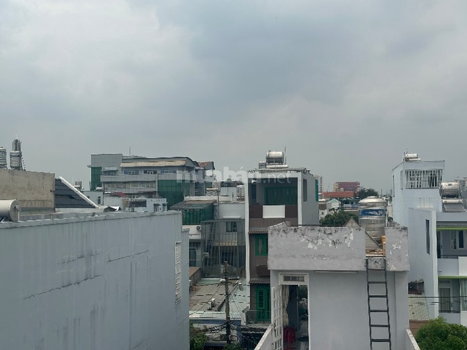 Nhà đẹp 3 tầng sân thượng, Phước Bình Q9, 100m2, giá 10,5 tỷ. 