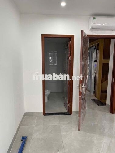 CHO THUÊ NHÀ TĐ7 80M² – 5 TẦNG – THANG MÁY – FULL ĐỒ – 20TR/THÁNG