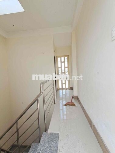 Nhà Mặt Tiền khu chợ Vải. Phù hợp kinh doanh hoặc cho thuê