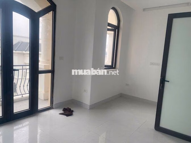 CHO THUÊ ĐẠI LỘ NGỌC TRAI – 5 TẦNG CÓ THANG MÁY – 17 TRIỆU/THÁNG