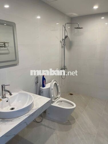 CHO THUÊ NHÀ TĐ7 80M² – 5 TẦNG – THANG MÁY – FULL ĐỒ – 20TR/THÁNG