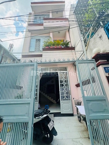Bán nhà rẻ đúc 2 lầu (4x11) 48/ TRẦN QUỐC TUẤN P1 Gò Vấp (chợ Gò Vấp)