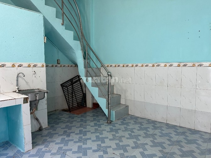 Cho thuê nhà nguyên căn 1 lầu, đường Lưu Hữu Phước, phường 15, Quận 8.
