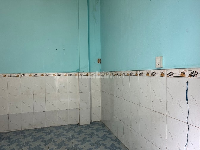 Cho thuê nhà nguyên căn 1 lầu, đường Lưu Hữu Phước, phường 15, Quận 8.