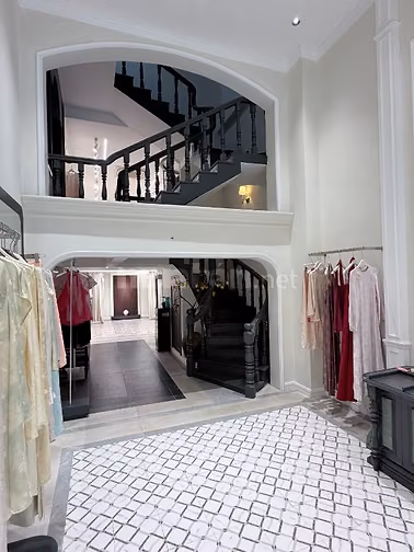 Sang nhượng MBKD mới đẹp, 70m2 x 5 tầng phố Tuệ Tĩnh, HN