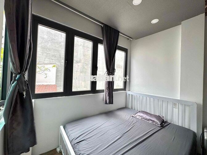 CHO THUÊ CĂN HỘ 30m2 FULL NỘI THẤT CỬA SỔ TRỜI TẠI QUANG TRUNG P8