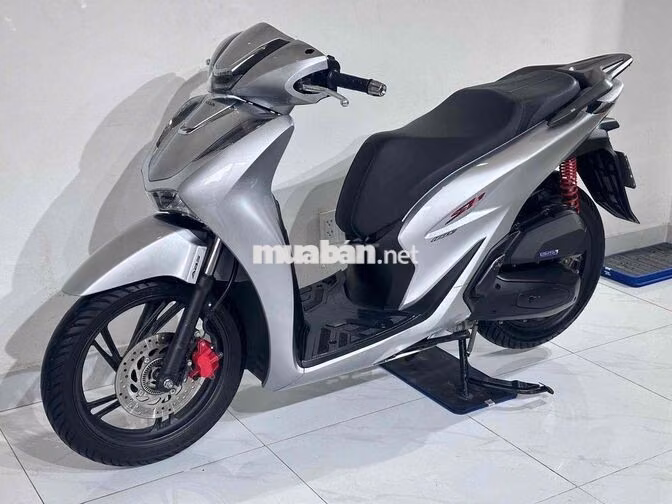 Honda SH 160 ABS 2023 Bạc 10k km