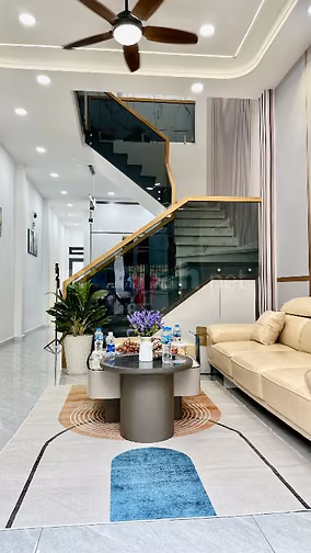 Chính chủ cần bán nhà 2 tầng, 3 phòng ngủ gần chợ Xuân Thới Thượng