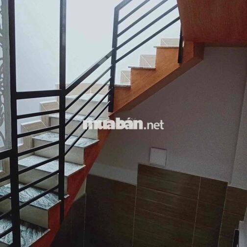 cho thuê nhà mới sạch sẽ đường thới hoà sát kcn sân thượng rộng rẻ
