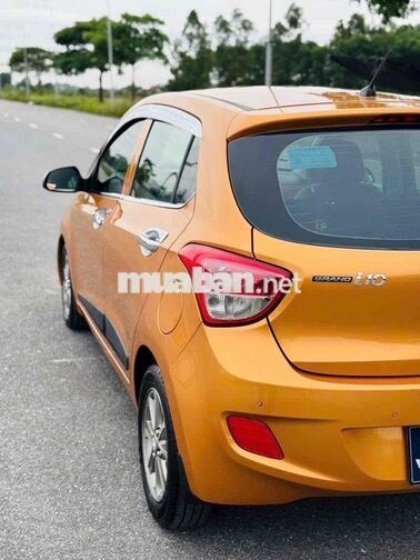 Hyundai i10 1.2AT 2016 Vàng đồng Tự động