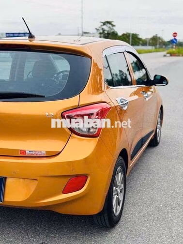 Hyundai i10 1.2AT 2016 Vàng đồng Tự động