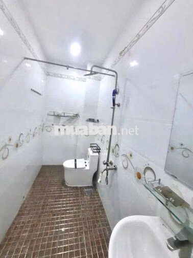 Nhà Mới Có Nội Thất 5x12m 3Lầu (4PN 4WC) Hẻm 5m Thông. 1/ CHIẾN LƯỢC