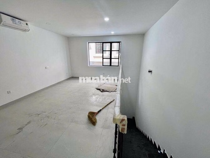 Nguyên căn Cityland ParkHills 1 trệt 4 lầu, thang máy, máy lạnh