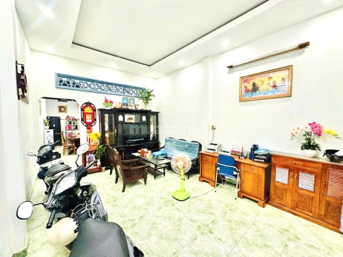 Nhà cạnh Big C Trường Chinh, 60 m 3 pn hẻm oto 5,1 tỷ