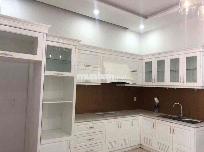 Cho Thuê Nhà Phố Sát Chung Cư Picity TX13 DT 250m2 1Trệt 3Lầu 4Pn 5Wc