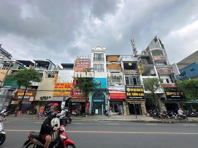 Spa - nha khoa 44 Nguyễn Gia Trí, BT. Dt: 4x20m, Kc: 5 tầng. Gía: 60tr